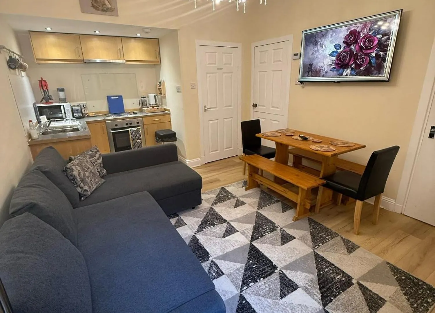 One Bedroom Flat In Central Edinburgh Old Town , Heart Of Edinburgh Flat Sleeps 6 شقة