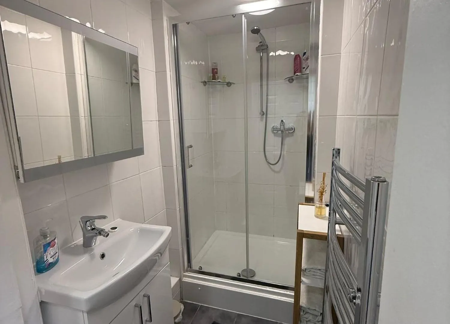 One Bedroom Flat In Central Edinburgh Old Town , Heart Of Edinburgh Flat Sleeps 6
